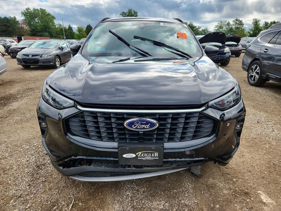 Продаж на аукціоні авто 2025 Ford Escape, vin: 1FMCU9JA8SUA25085, номер лоту: 65000576