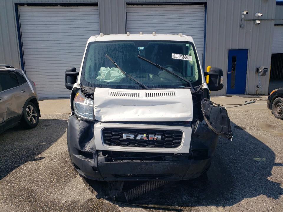 60953506 :رقم المزاد ، 3C6TRVAG2KE524294 vin ، 2019 Ram Promaster 1500 مزاد بيع