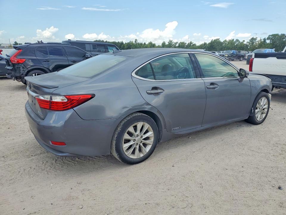 64571966 :رقم المزاد ، JTHBW1GG0D2002999 vin ، 2013 Lexus Es مزاد بيع