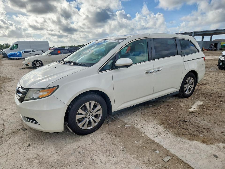 Auction sale of the 2017 Honda Odyssey, vin: 5FNRL5H66HB004653, lot number: 63752466