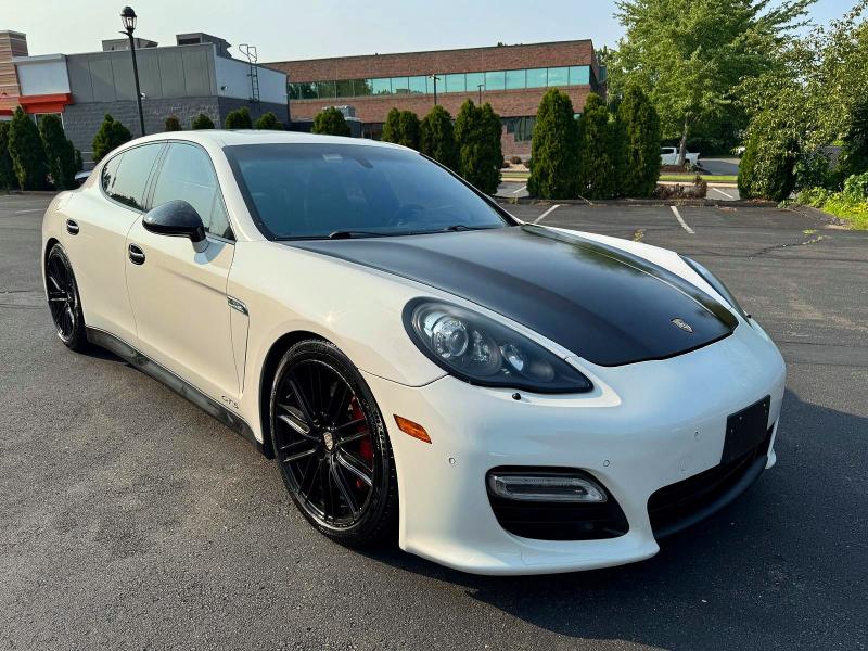 65331236 :رقم المزاد ، WP0AF2A74DL075430 vin ، 2013 Porsche Panamera مزاد بيع