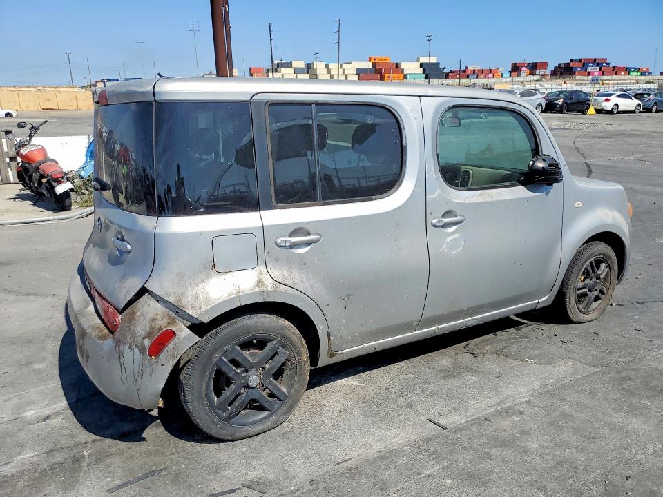64576486 :رقم المزاد ، JN8AZ2KR7BT207377 vin ، 2011 Nissan Cube مزاد بيع