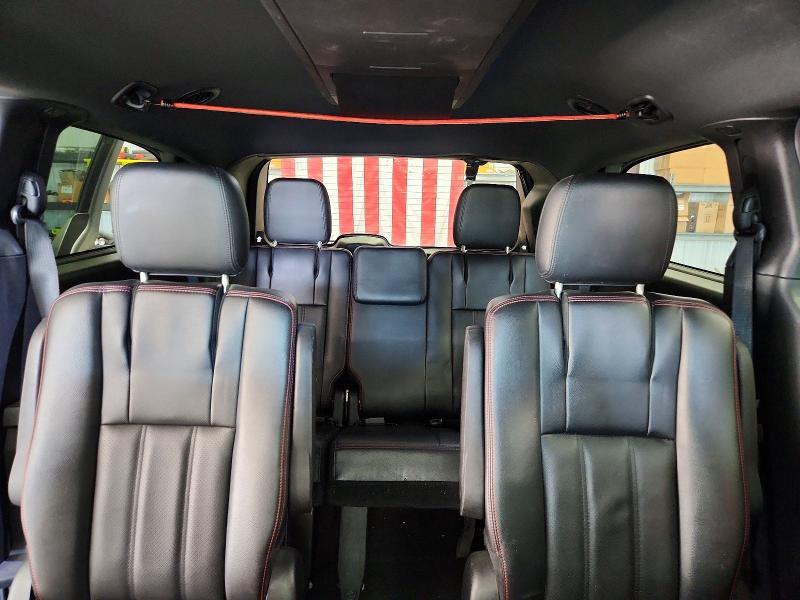 65816126 :رقم المزاد ، 2C4RDGEG4JR220565 vin ، 2018 Dodge Grand Caravan مزاد بيع