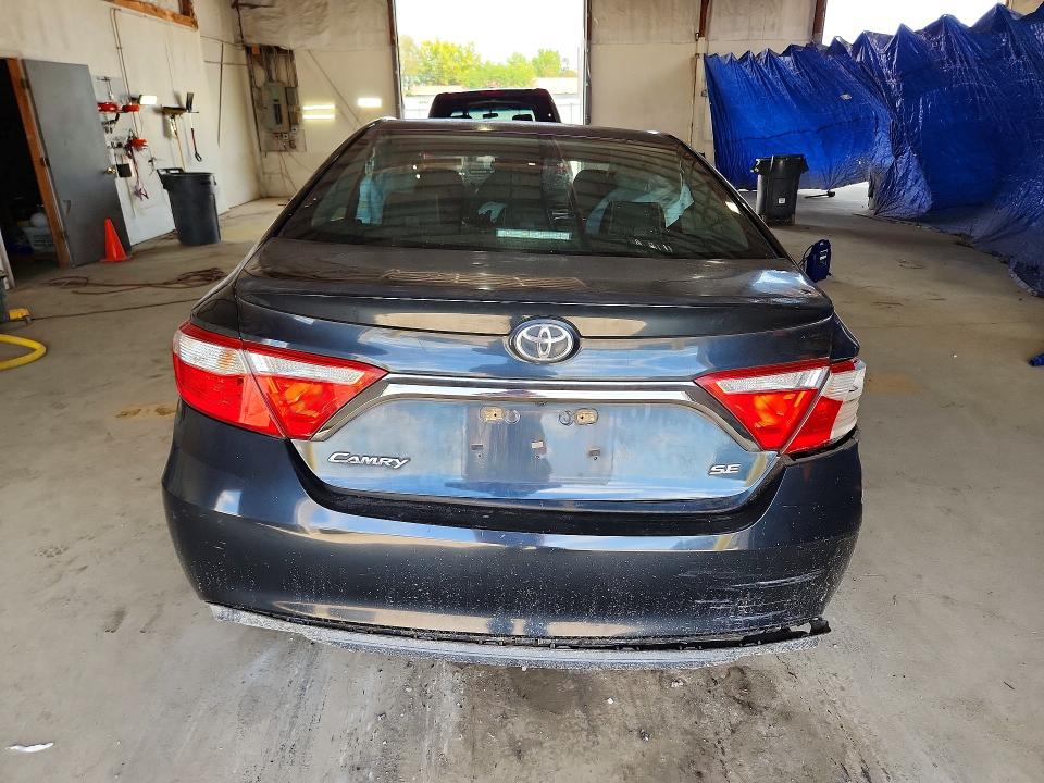 63869456 :رقم المزاد ، 4T1BF1FK9FU480171 vin ، 2015 Toyota Camry مزاد بيع