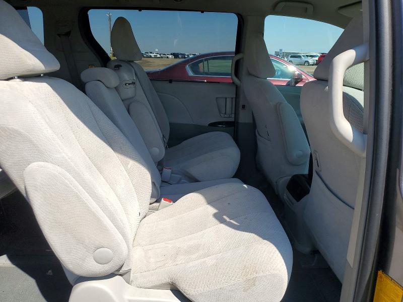 2013 Toyota Sienna მანქანა იყიდება აუქციონზე, vin: 5TDKK3DC1DS366559, აუქციონის ნომერი: 64560206