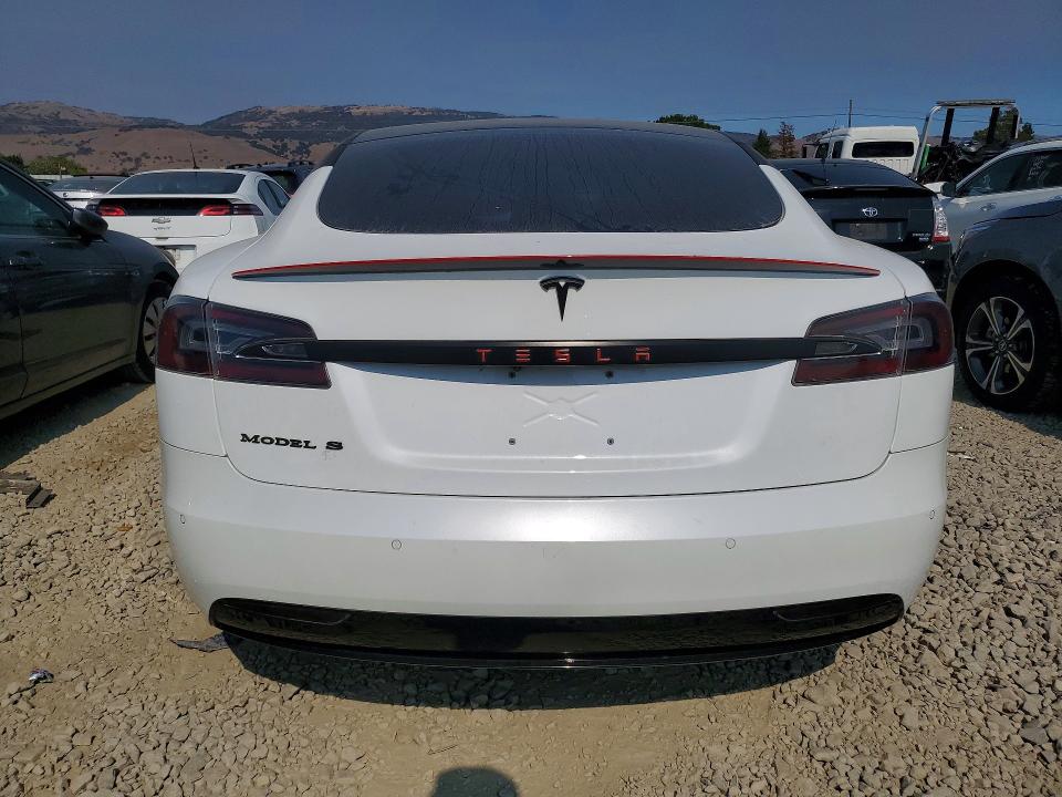 66259096 :رقم المزاد ، 5YJSA1E14HF191318 vin ، 2017 Tesla Model S مزاد بيع