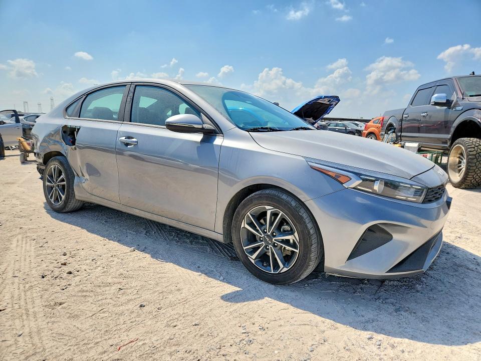 Продажа на аукционе авто 2024 Kia Forte, vin: 3KPF24AD0RE715538, номер лота: 63666036