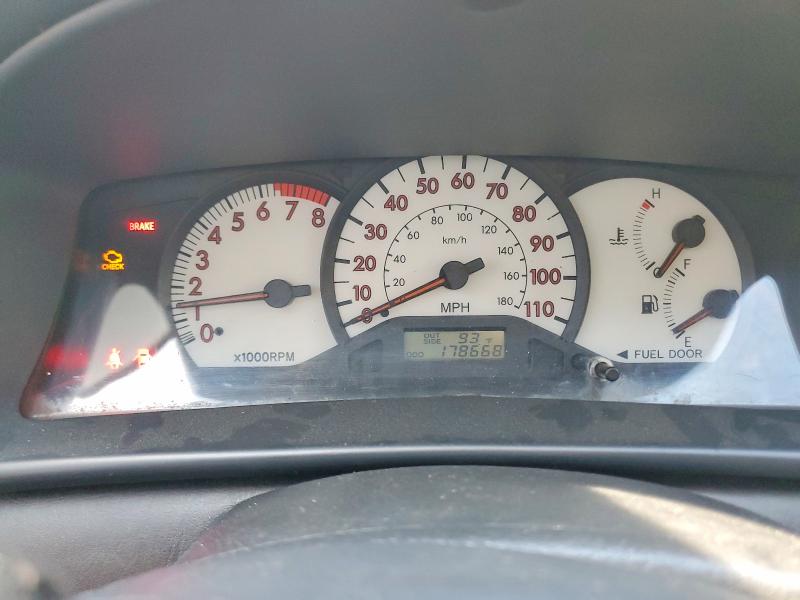 2004 Toyota Corolla მანქანა იყიდება აუქციონზე, vin: 1NXBR32E94Z286949, აუქციონის ნომერი: 64444796