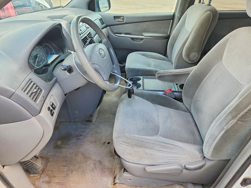 Aukcja sprzedaży 2010 Toyota Sienna, vin: 5TDZK4CC3AS338201, numer aukcji: 65009366