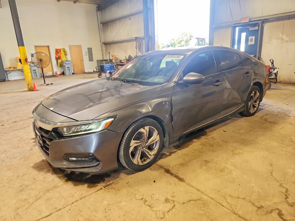 2018 Honda Accord მანქანა იყიდება აუქციონზე, vin: 1HGCV1F55JA025951, აუქციონის ნომერი: 64984496