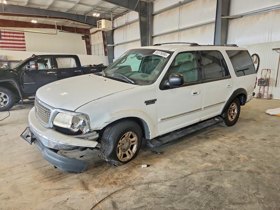 2000 Ford Expedition მანქანა იყიდება აუქციონზე, vin: 1FMRU1668YLA54231, აუქციონის ნომერი: 65376886