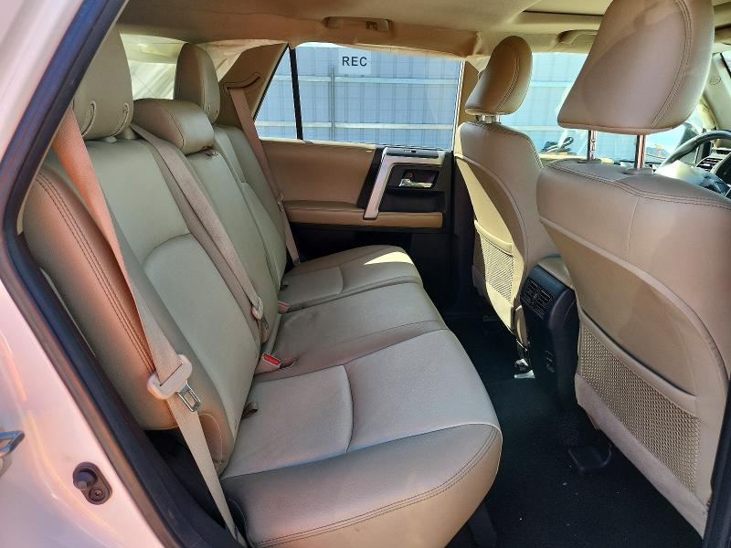 65586176 :رقم المزاد ، JTEBU5JR6F5223769 vin ، 2015 Toyota 4runner مزاد بيع