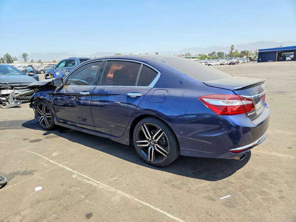 64078636 :رقم المزاد ، 1HGCR2F11HA240521 vin ، 2017 Honda Accord مزاد بيع