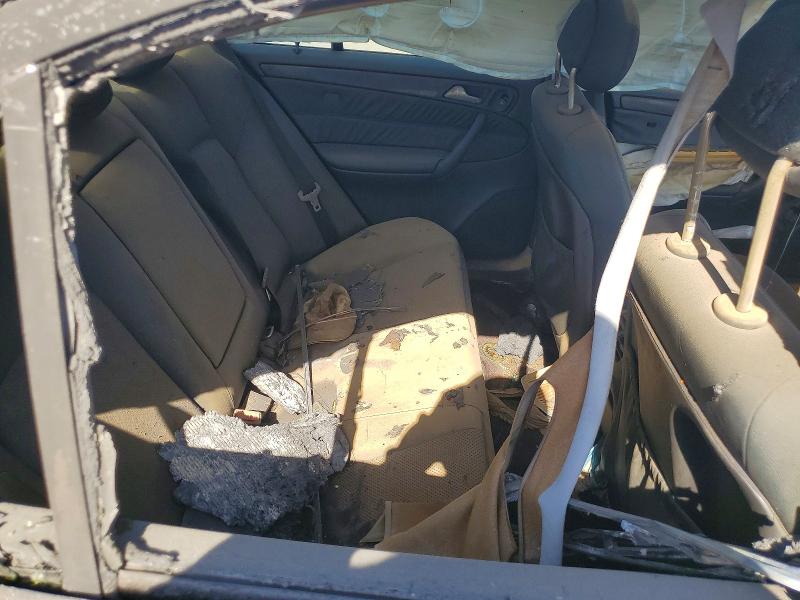 64127526 :رقم المزاد ، WDBRF64J61F025526 vin ، 2001 Mercedes-benz C مزاد بيع