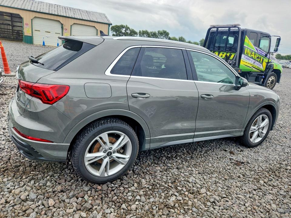Продажа на аукционе авто 2021 Audi Q3, vin: WA1EECF31M1037790, номер лота: 63743186