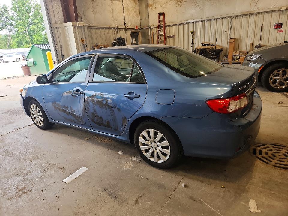 62883336 :رقم المزاد ، 5YFBU4EE2DP199931 vin ، 2013 Toyota Corolla مزاد بيع
