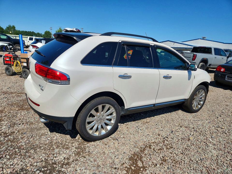Продаж на аукціоні авто 2015 Lincoln Mkx, vin: 2LMDJ8JK6FBL24445, номер лоту: 63469726