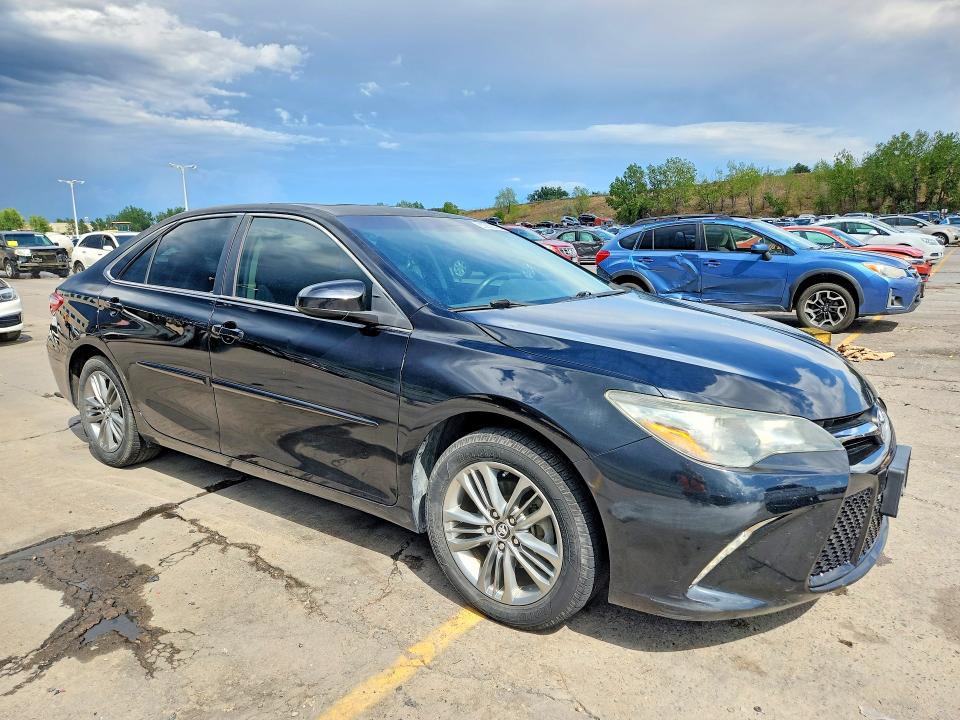 2017 Toyota Camry მანქანა იყიდება აუქციონზე, vin: 4T1BF1FK1HU333944, აუქციონის ნომერი: 65200516