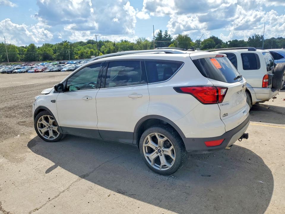 Продажа на аукционе авто 2019 Ford Escape, vin: 1FMCU9J90KUA86825, номер лота: 65739646
