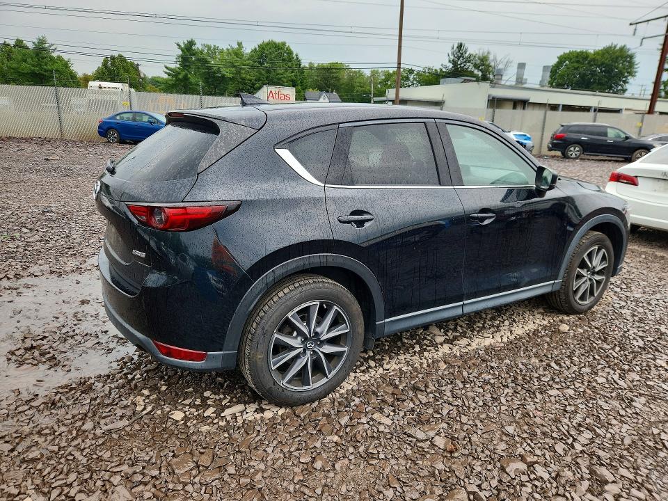 65817606 :رقم المزاد ، JM3KFBDL7H0118024 vin ، 2017 Mazda Cx-5 مزاد بيع