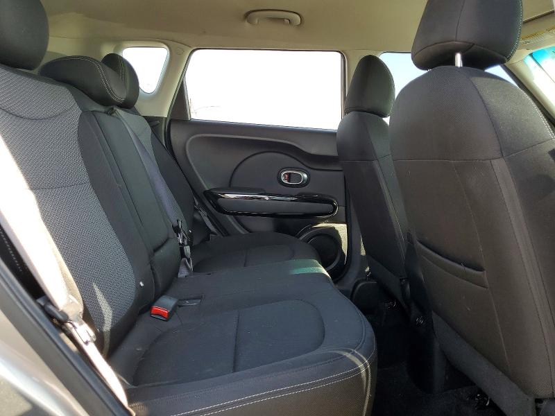 64827286 :رقم المزاد ، KNDJP3A57J7565513 vin ، 2018 Kia Soul مزاد بيع