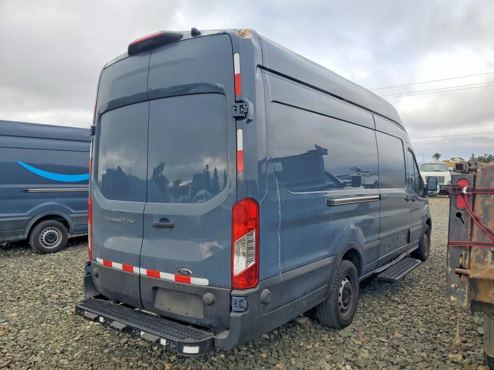 Продажа на аукционе авто 2020 Ford Transit, vin: 1FTBR3X85LKA72557, номер лота: 59745976