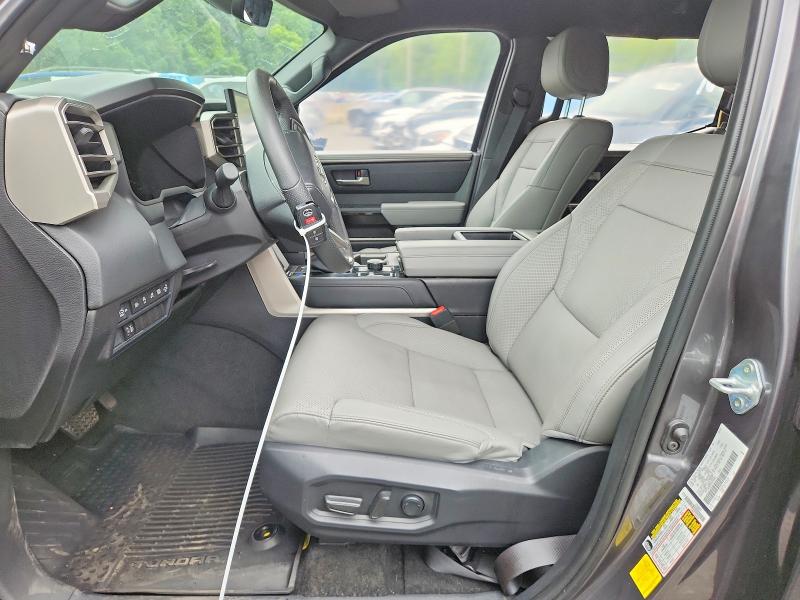Продаж на аукціоні авто 2025 Toyota Tundra, vin: 5TFJA5DBXSX314842, номер лоту: 67418426