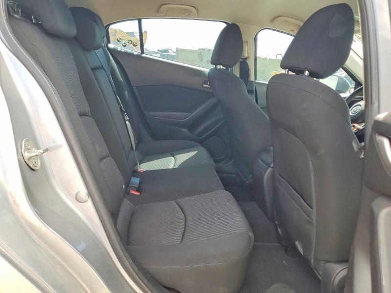 66059706 :رقم المزاد ، 3MZBM1L79FM189195 vin ، 2015 Mazda 3 مزاد بيع