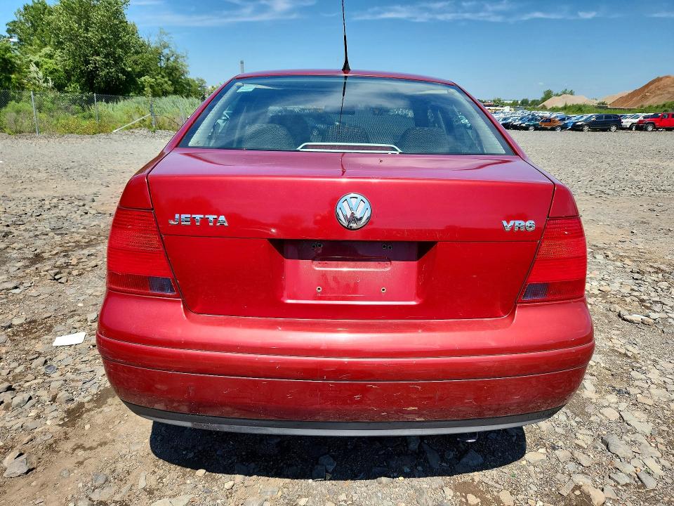 62824876 :رقم المزاد ، 3VWTE29M5YM161496 vin ، 2000 Volkswagen Jetta مزاد بيع
