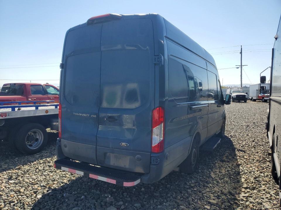 Продажа на аукционе авто 2020 Ford Transit, vin: 1FTBR3X86LKA72129, номер лота: 61141536