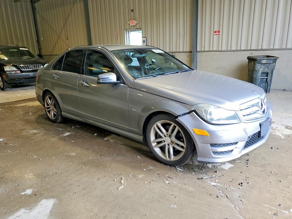 64967466 :رقم المزاد ، WDDGF4HB3CA631937 vin ، 2012 Mercedes-benz C مزاد بيع