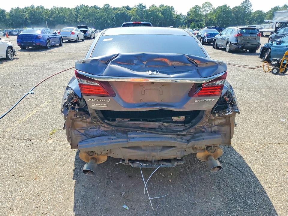 Продаж на аукціоні авто 2017 Honda Accord, vin: 1HGCR2F51HA185474, номер лоту: 65557726
