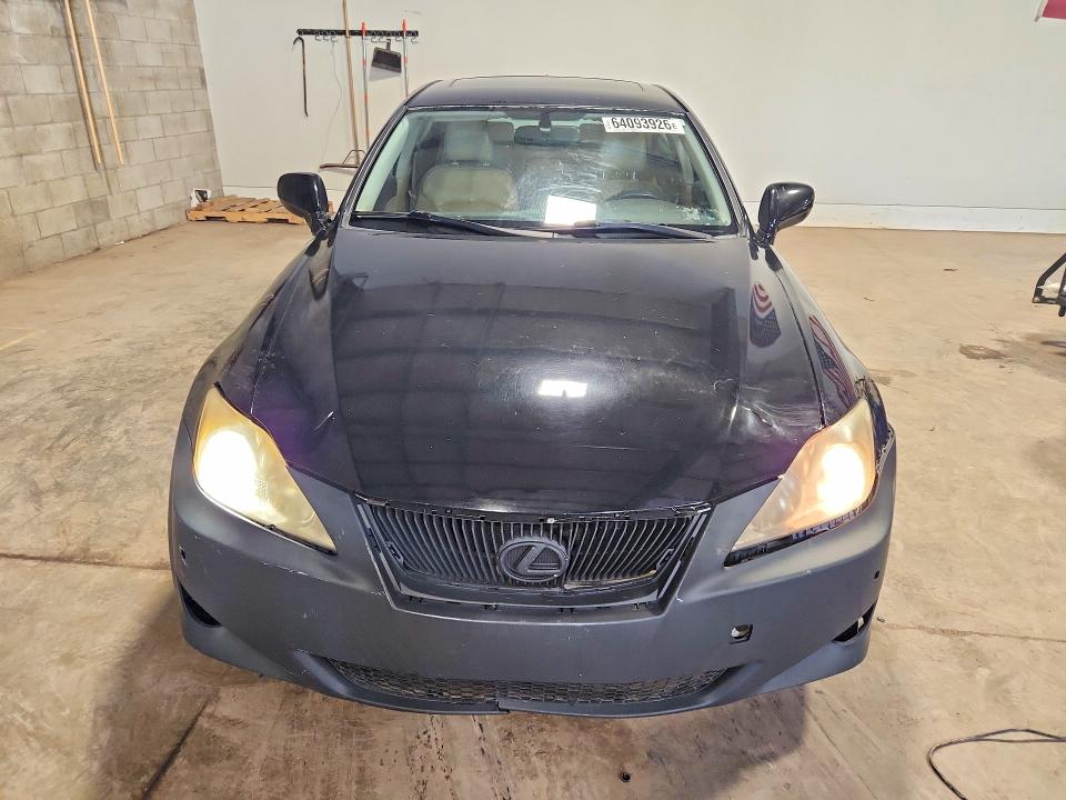 64093926 :رقم المزاد ، JTHBK262575032526 vin ، 2007 Lexus Is 250 مزاد بيع