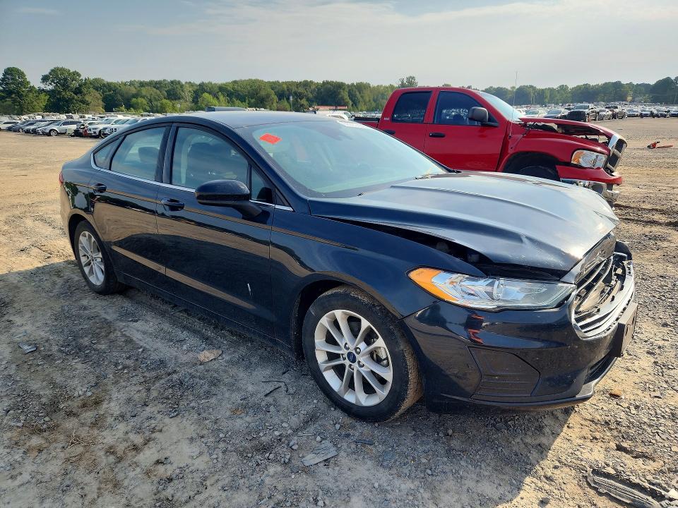 66503466 :رقم المزاد ، 3FA6P0HD8LR123293 vin ، 2020 Ford Fusion مزاد بيع