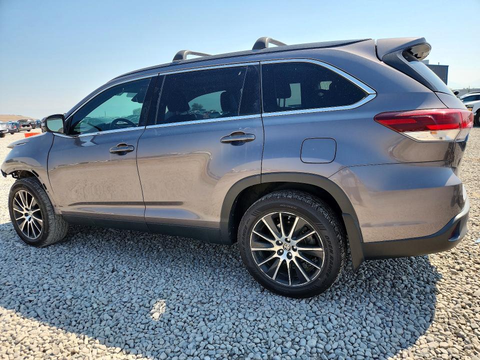 63606466 :رقم المزاد ، 5TDJZRFH1KS626216 vin ، 2019 Toyota Highlander مزاد بيع