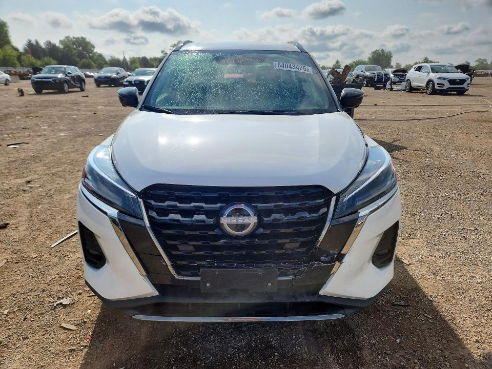 2024 Nissan Kicks მანქანა იყიდება აუქციონზე, vin: 3N1CP5DVXRL571154, აუქციონის ნომერი: 64043426