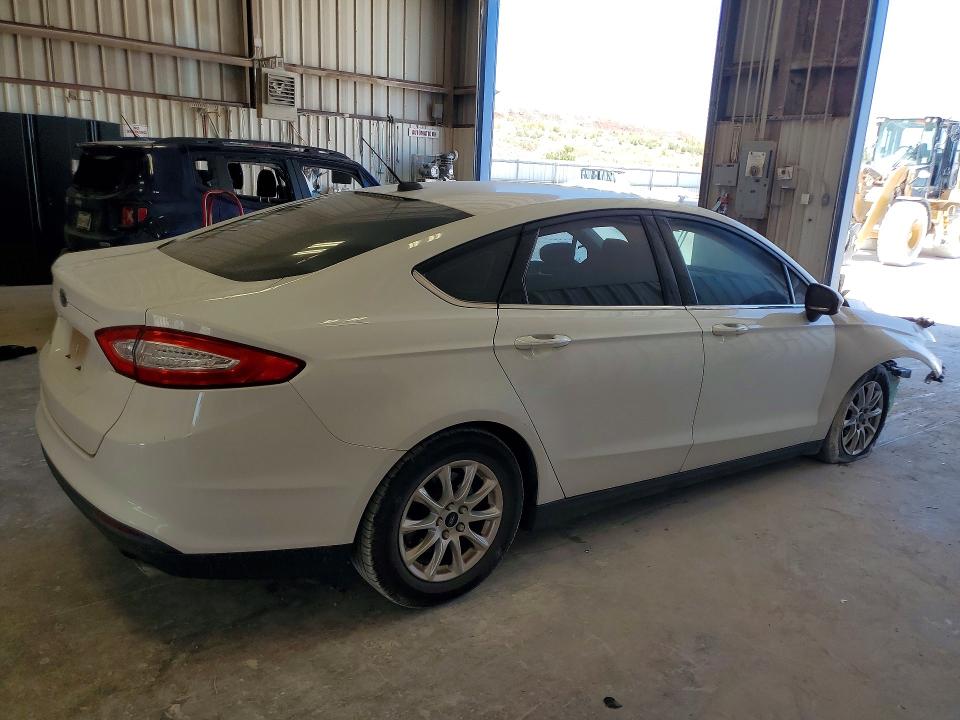 65862576 :رقم المزاد ، 3FA6P0G72GR132962 vin ، 2016 Ford Fusion مزاد بيع