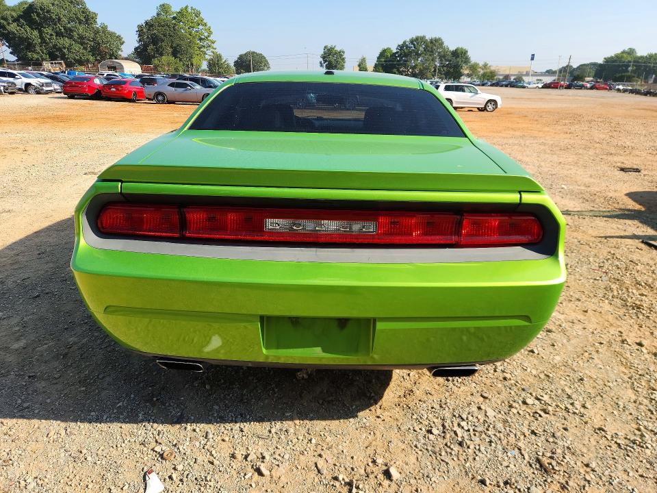 66301296 :رقم المزاد ، 2B3CJ5DT6BH613168 vin ، 2011 Dodge Challenger مزاد بيع