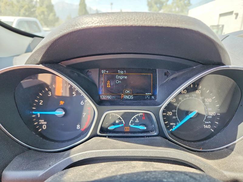 Продаж на аукціоні авто 2017 Ford Escape, vin: 1FMCU0GD0HUA54716, номер лоту: 64740236