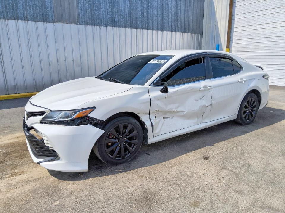 2018 Toyota Camry მანქანა იყიდება აუქციონზე, vin: JTNB11HK1J3049771, აუქციონის ნომერი: 64097456