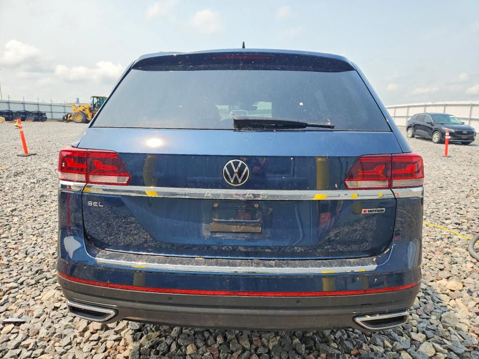 64776676 :رقم المزاد ، 1V2BP2CA7MC569709 vin ، 2021 Volkswagen Atlas مزاد بيع