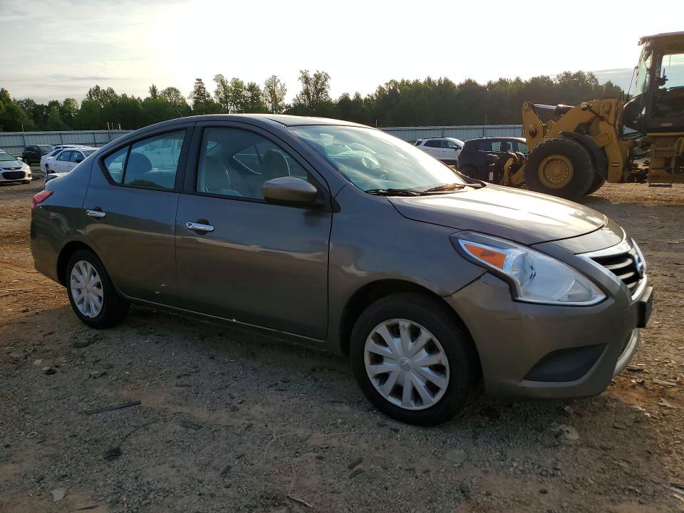 Продажа на аукционе авто 2015 Nissan Versa, vin: 3N1CN7AP0FL828759, номер лота: 63923546