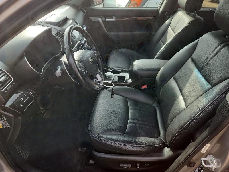 64139736 :رقم المزاد ، 5XYKUDA78FG585929 vin ، 2015 Kia Sorento مزاد بيع