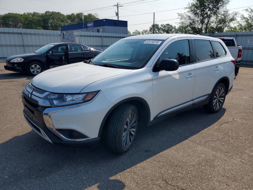 2020 Mitsubishi Outlander მანქანა იყიდება აუქციონზე, vin: JA4AZ3A30LZ046717, აუქციონის ნომერი: 63416316