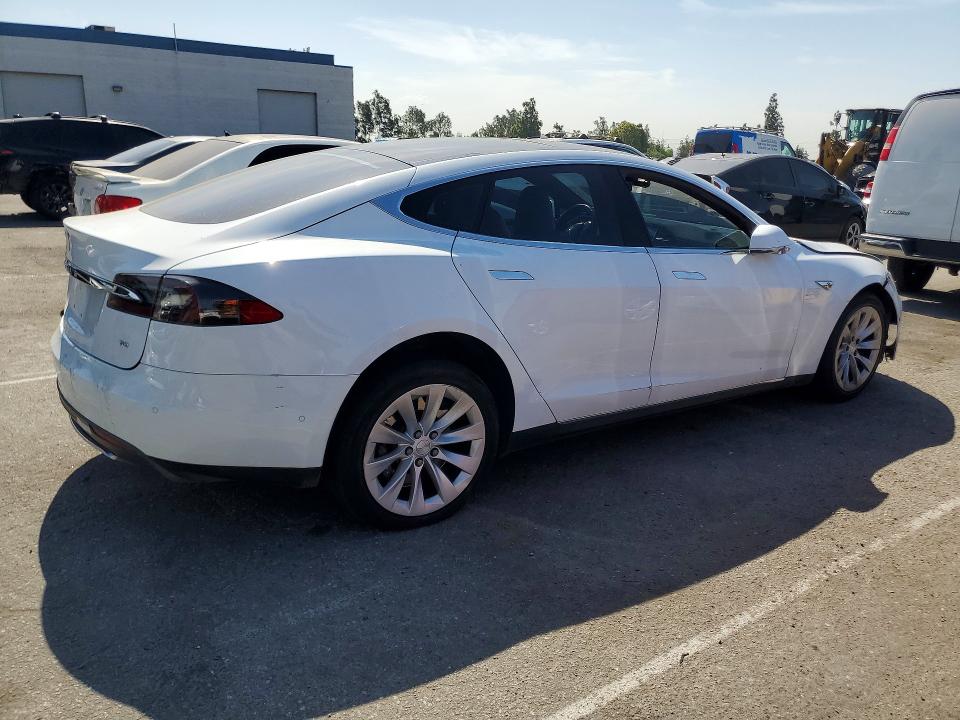 Aukcja sprzedaży 2015 Tesla Model S, vin: 5YJSA1E12FF115562, numer aukcji: 64502536