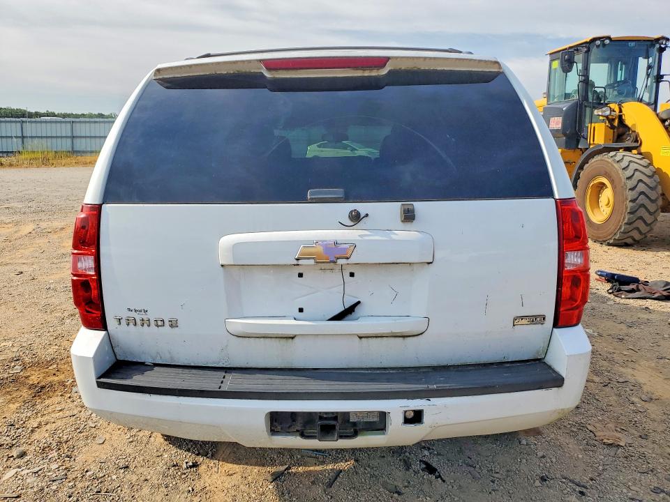 2011 Chevrolet Tahoe მანქანა იყიდება აუქციონზე, vin: 1GNSKAE0XBR385204, აუქციონის ნომერი: 64790386
