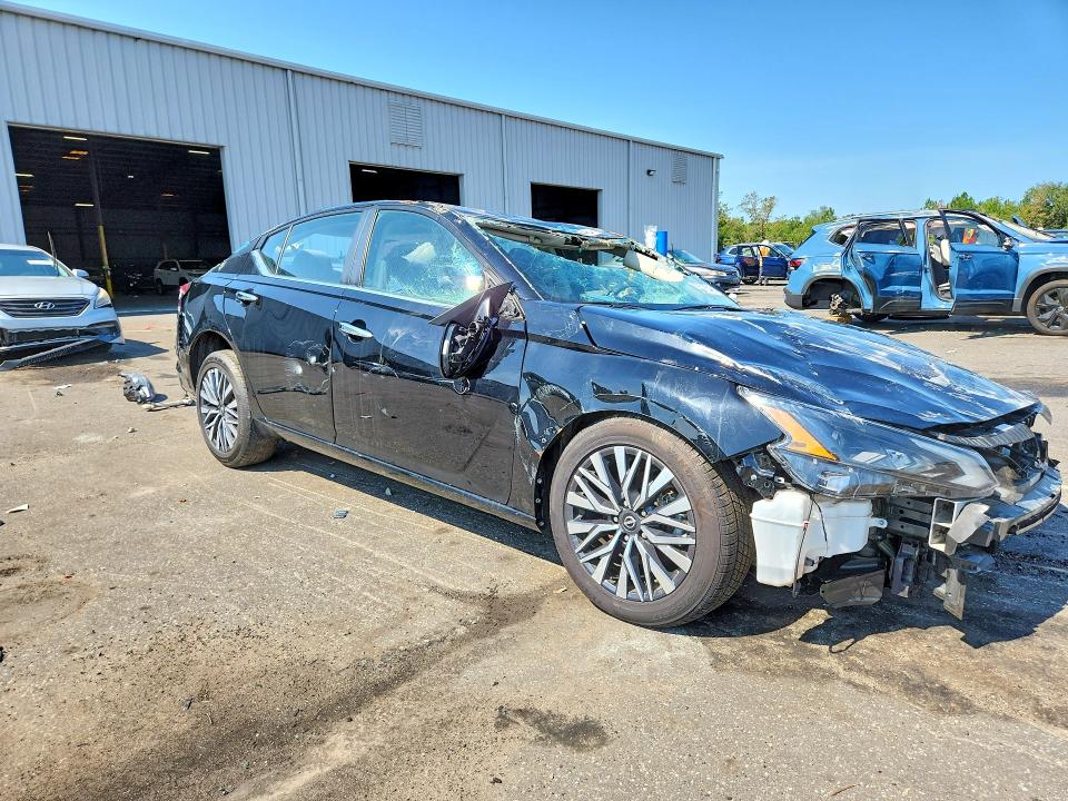2025 Nissan Altima მანქანა იყიდება აუქციონზე, vin: 1N4BL4DV1SN328763, აუქციონის ნომერი: 64948146