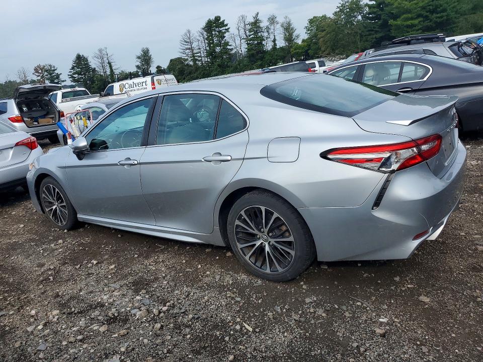 Продажа на аукционе авто 2018 Toyota Camry, vin: 4T1B11HK3JU132371, номер лота: 64251306