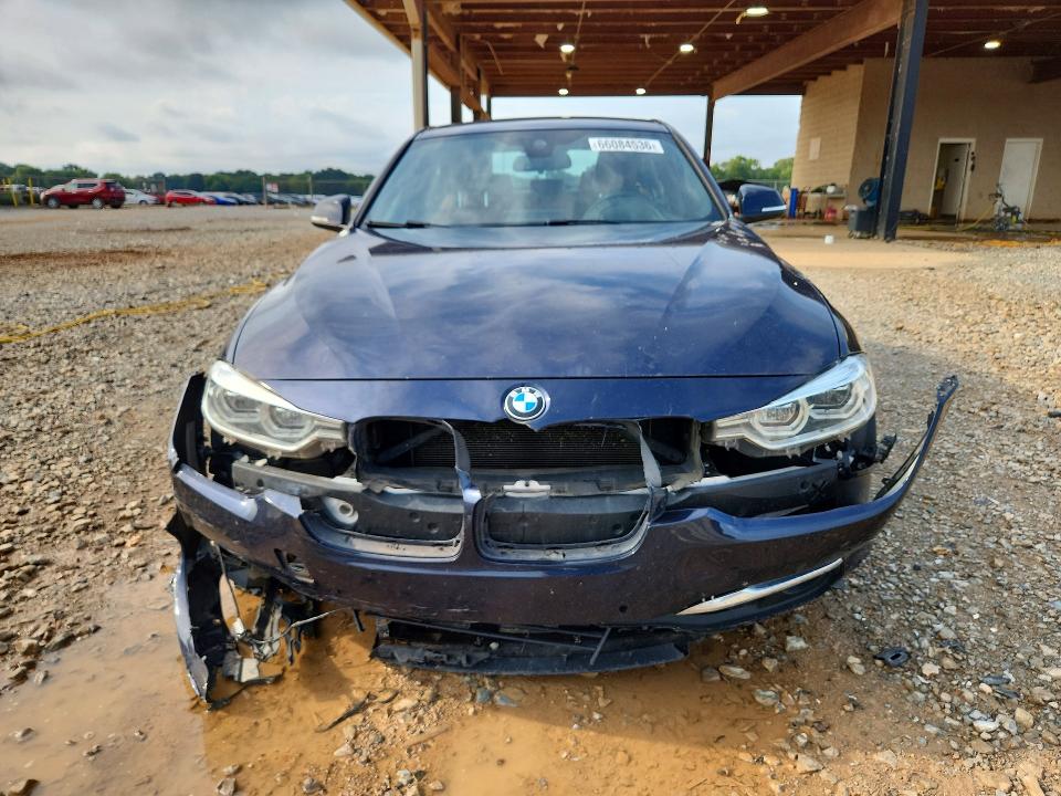 2017 Bmw 330 მანქანა იყიდება აუქციონზე, vin: WBA8B9G32HNU56045, აუქციონის ნომერი: 66084536