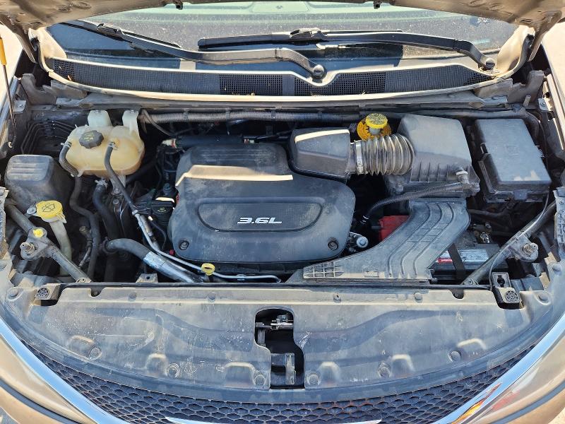 Продаж на аукціоні авто 2017 Chrysler Pacifica, vin: 2C4RC1BG5HR505984, номер лоту: 63501666